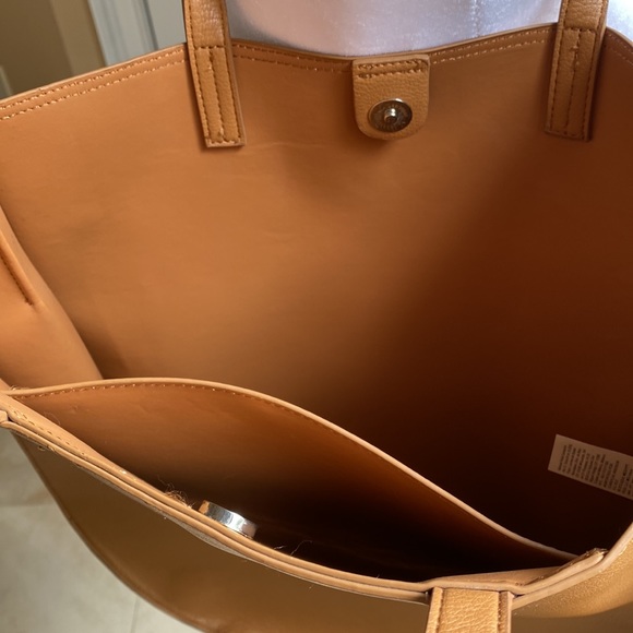 Women's Old Navy Feux Leather Purse - Picture 6 of 11